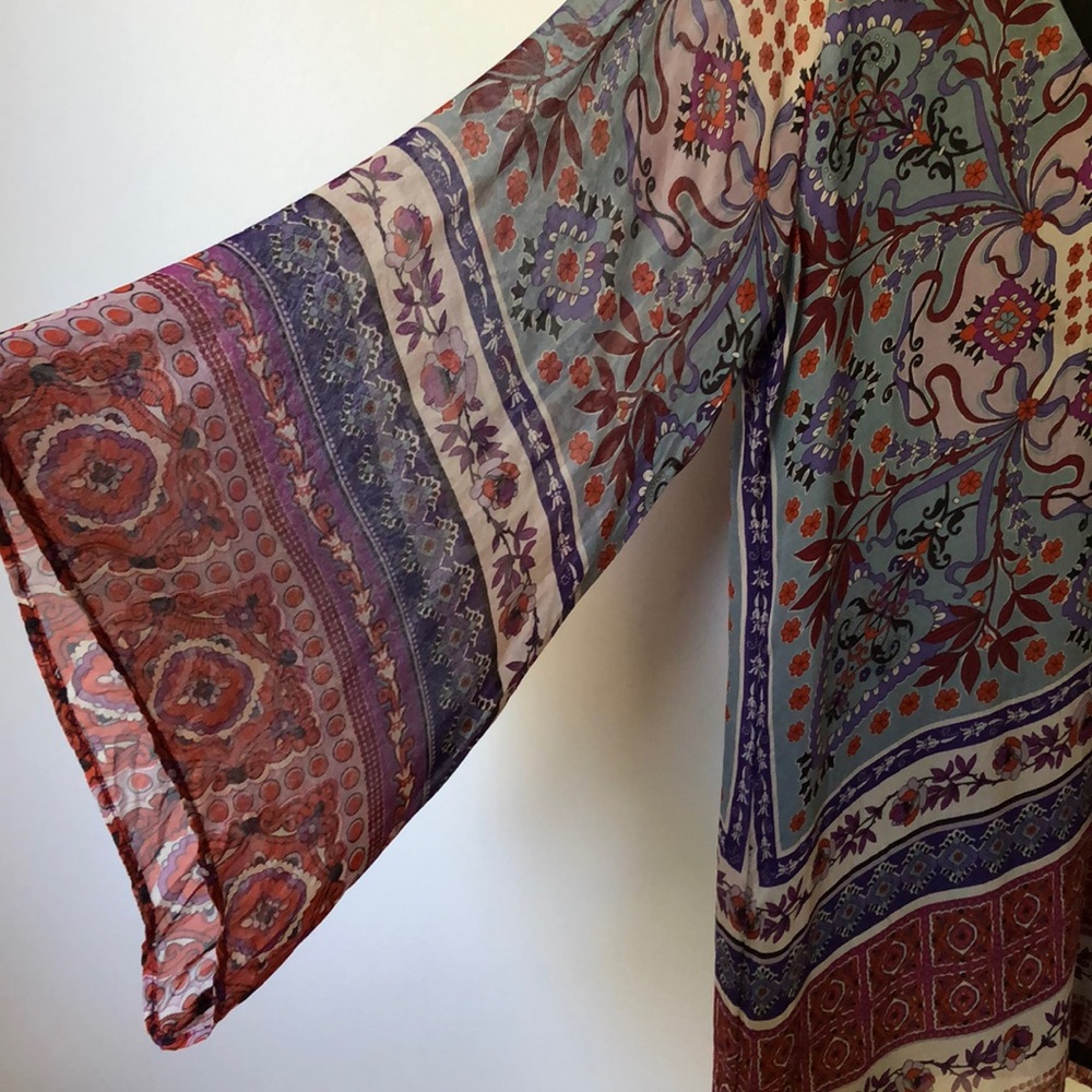 Gorgeous silk dress. - Picture 3 of 6